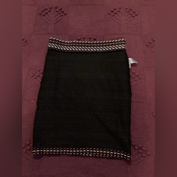 Loft❤️‍🔥luxury mini skirt with belt hooks - Picture 3 of 3